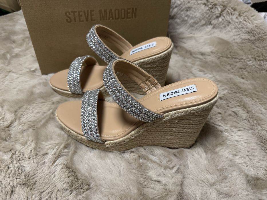 Klapki na koturnie steve madden
