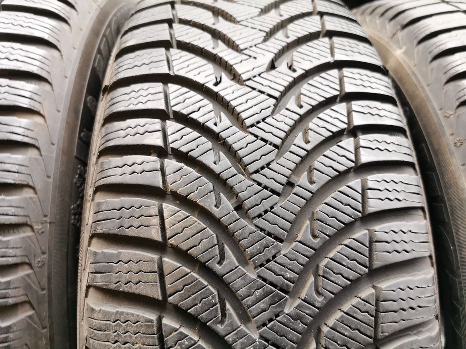 Зимняя резина 225/60 R16 Michelin a4