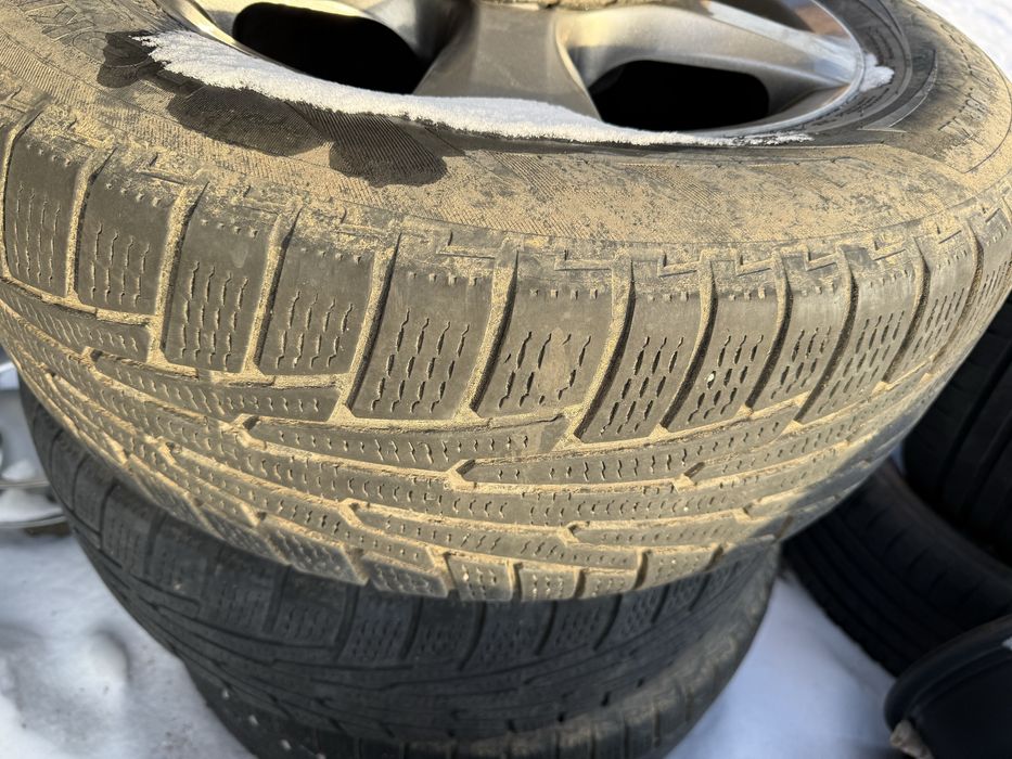 Продам колеса гума на дисках 4 шт 5*130