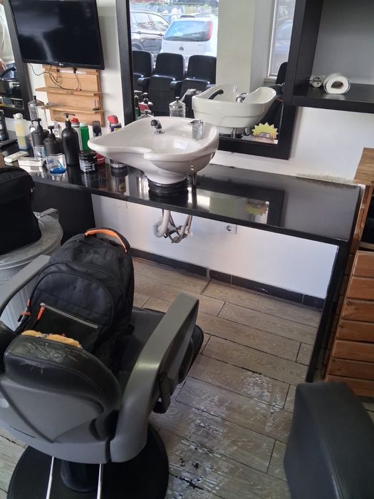 Vendo moveis de barbearia