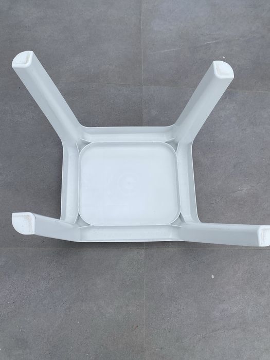 Mesa apoio plastico