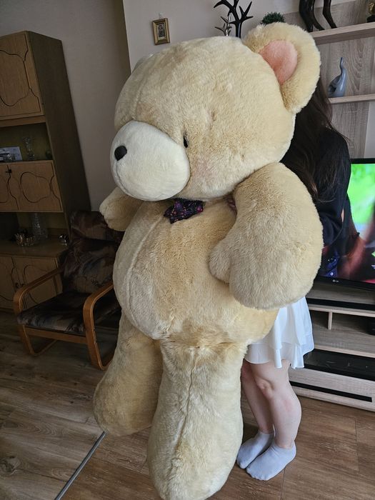 Mega XXL  miś pluszowy Hallmark 130 cm