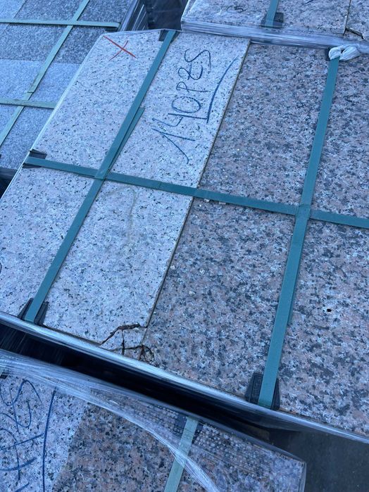 Mosaico de granito Rosa Porrinho polido