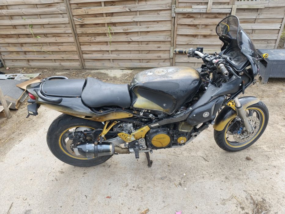 Yamaha fj1100 1200 części obudowa filtra oleju gaźniki zbiornik lagi kolo dekiel sprzęgło alternator  błotnik wiązka licznik kierownica
