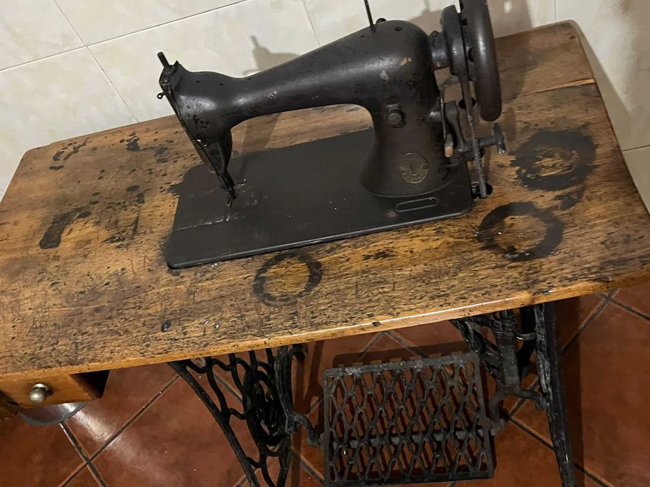 Máquina singer antiga