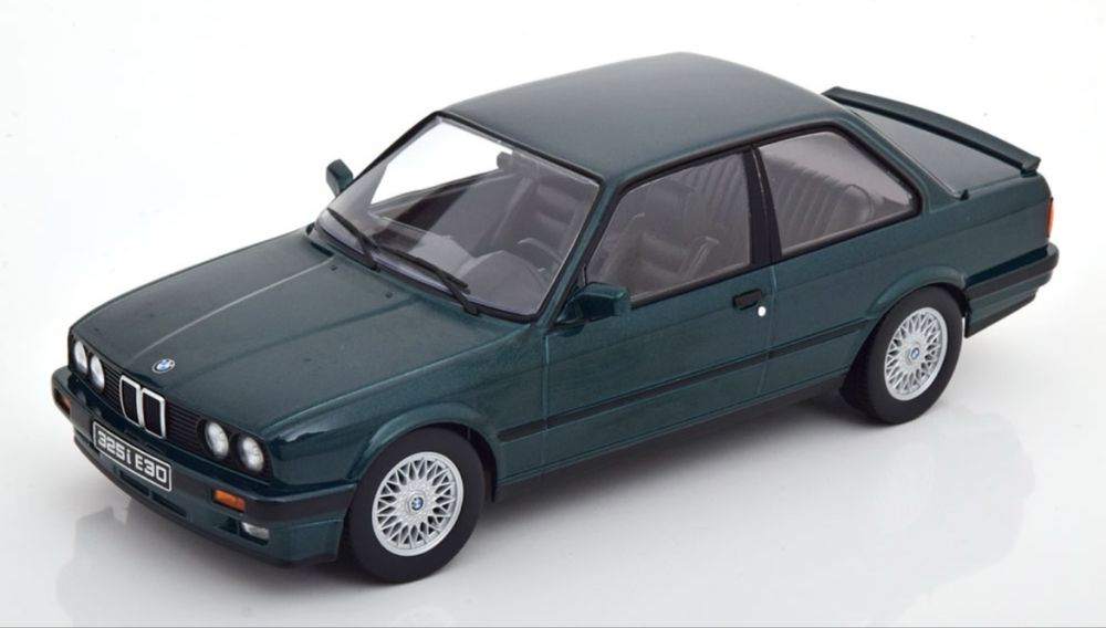 KKscale BMW 325i E30 1:18