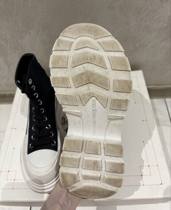Alexander McQueen кроссовки Оригинал