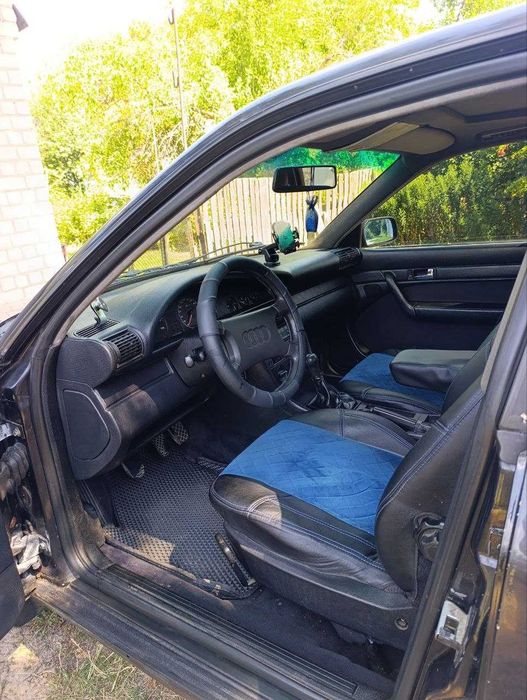 Продам Audi 100 C4