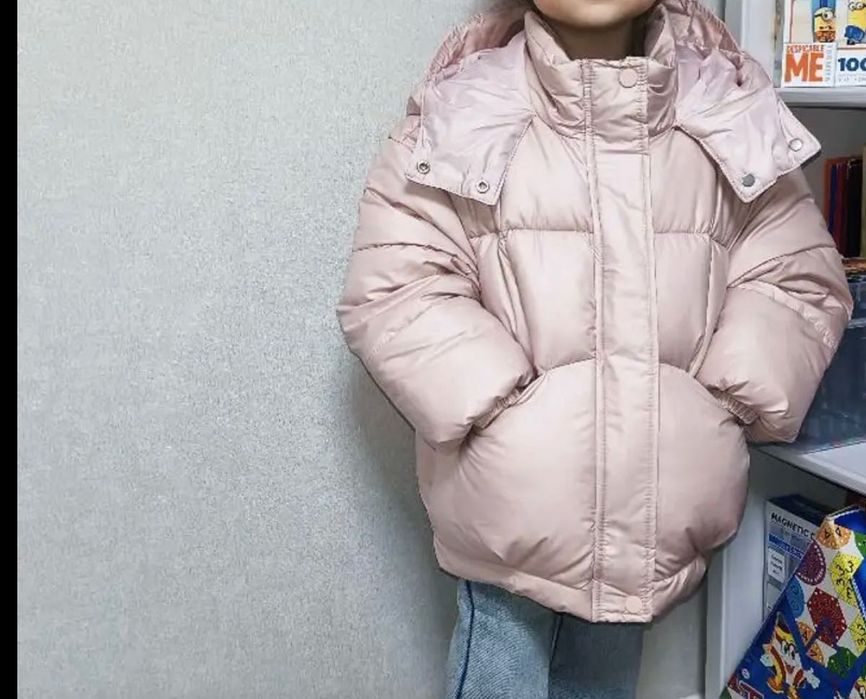 Продам теплу куртку для дівчинки