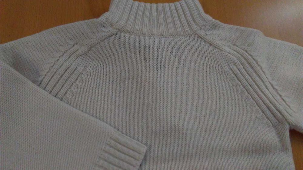 Sweter kremowy rozm 98 cm 2-3 lata