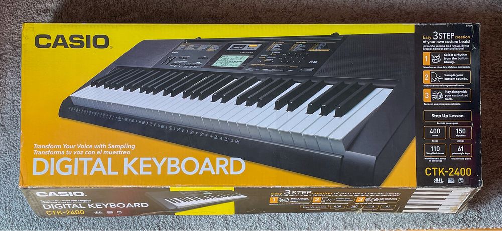 Piano Casio CTK-2400
