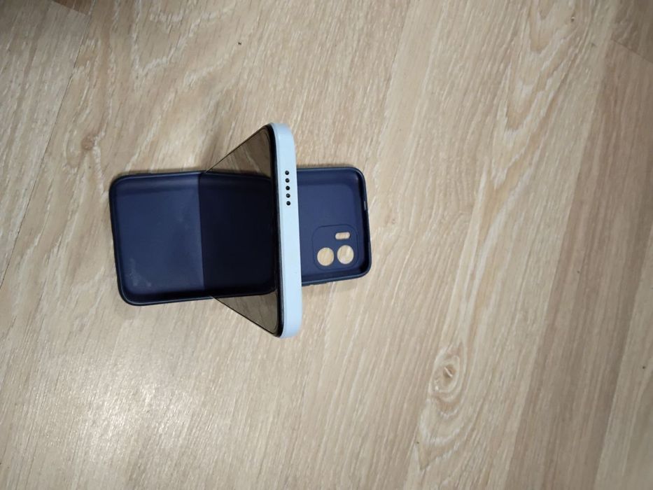 Продам телефон  Xiaomi Redmi A1 Plus 3/32GB   Light Blue