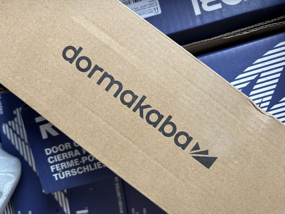 Продам доводчики дверей