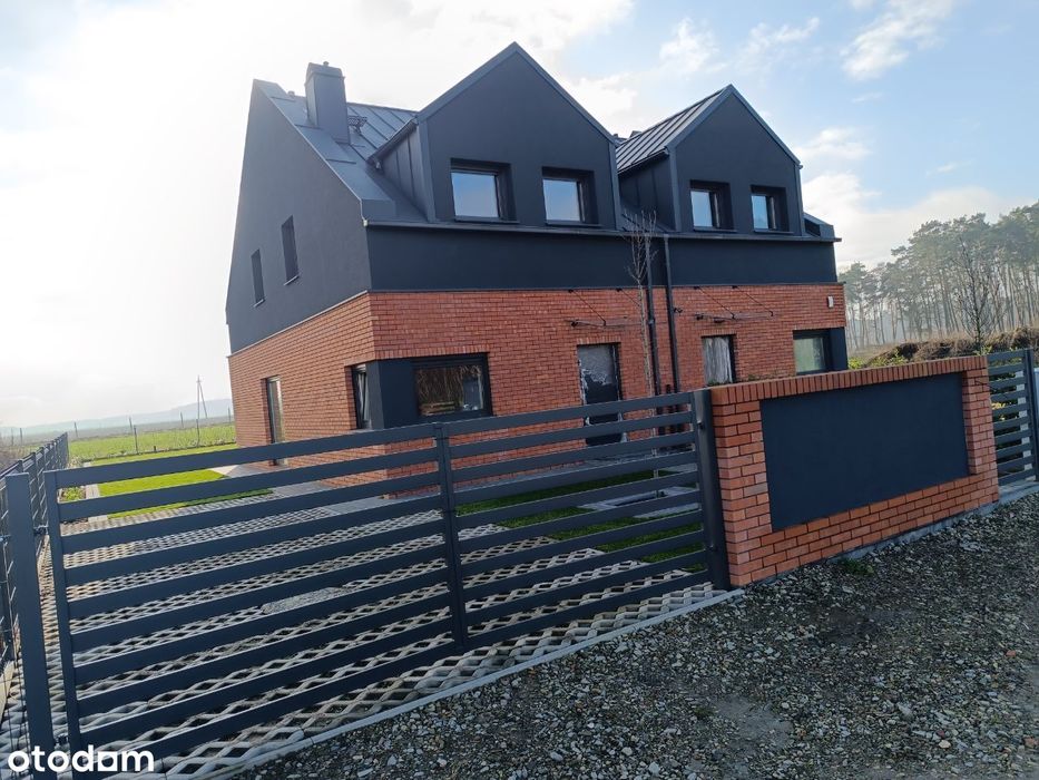 Błażejewko pod lasem, urządzony ogród, w.standard