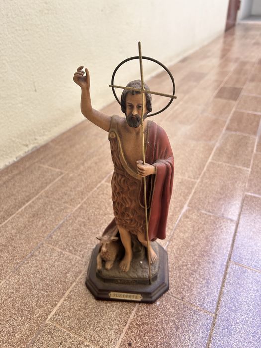 Imagem de santo para desocupar em Coimbra