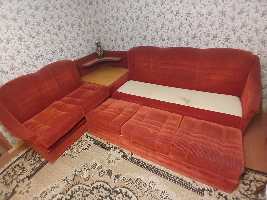 Диван кутовий 2,80×2,20м, крісло
