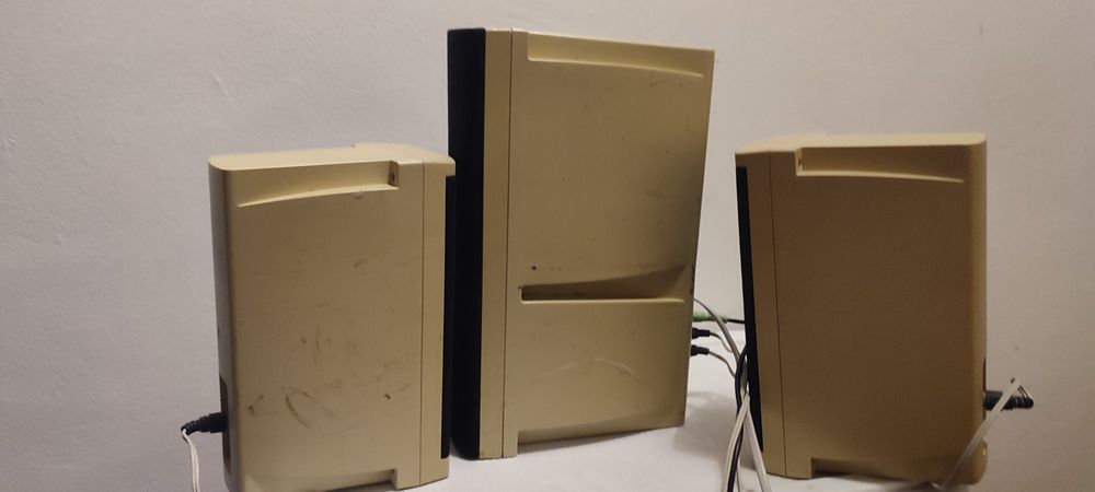 Retro głośniki do PC z subwooferem Trust Soundwave 1000 3D plus