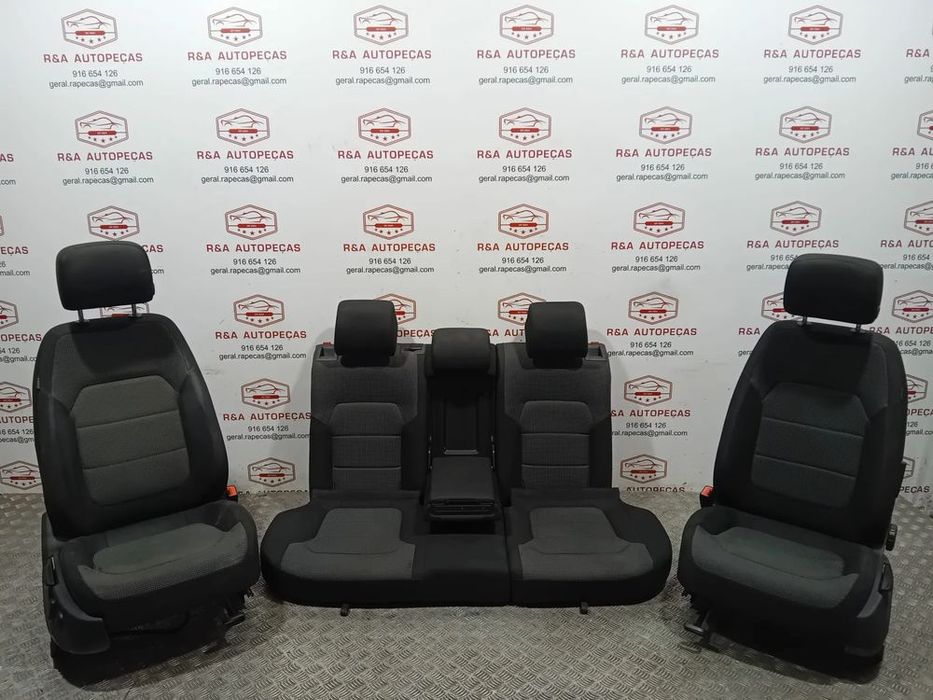 Conjunto de Bancos Passat B7 em Tecido Original