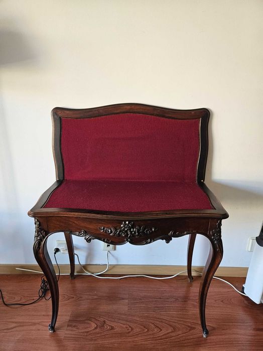 Mesa de jogo pau santo