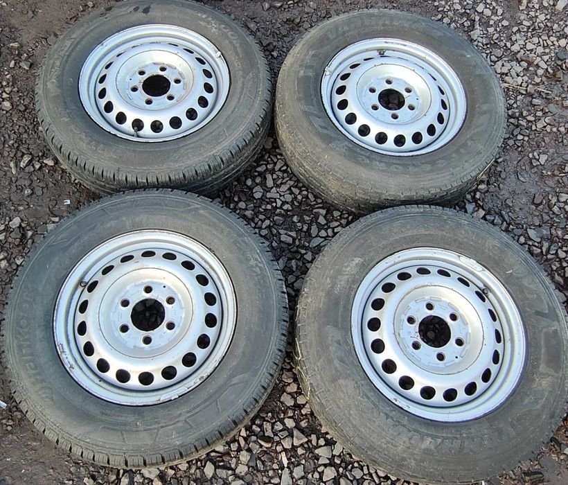 Felgi stalowe Mercedes Sprinter W906 6x130 5,5Jx16 ET51 Kpl.