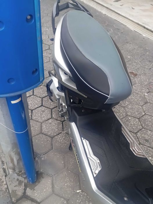 Bicicleta elétrica scooter