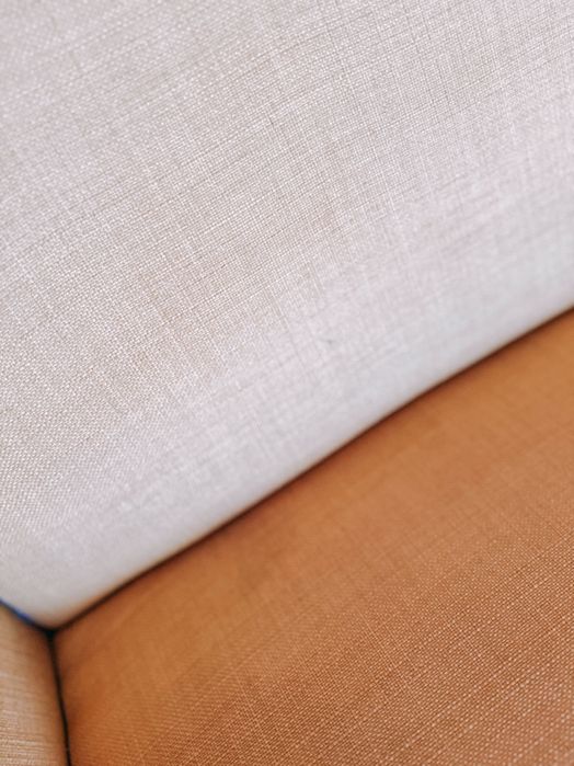 Fotel Ikea musztardowy uszak