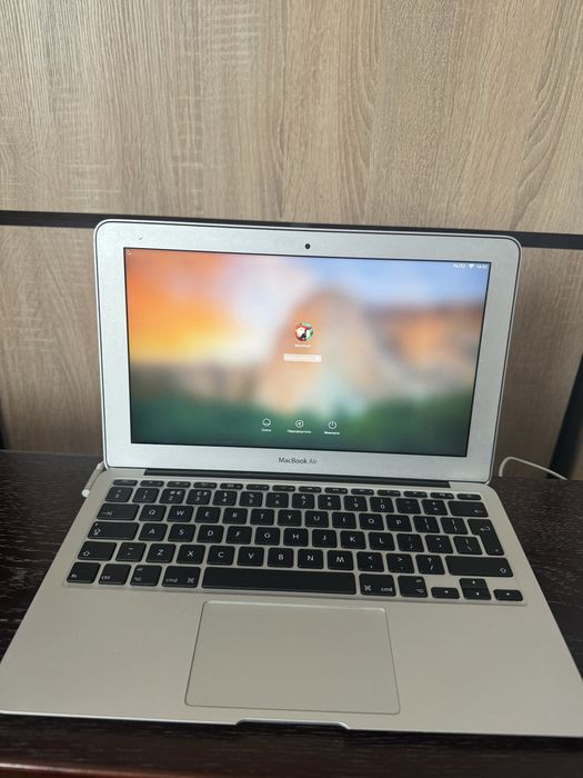 MacBook Air 11” (A1370) – компактний та стильний ультрабук