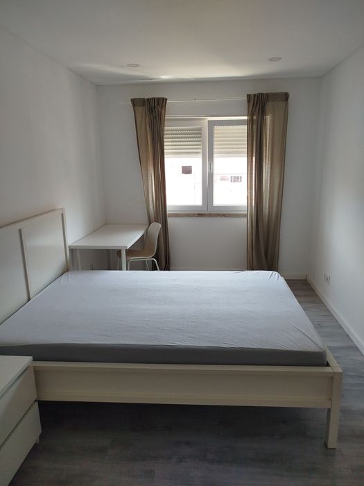 Quarto individual  para arrendamento
