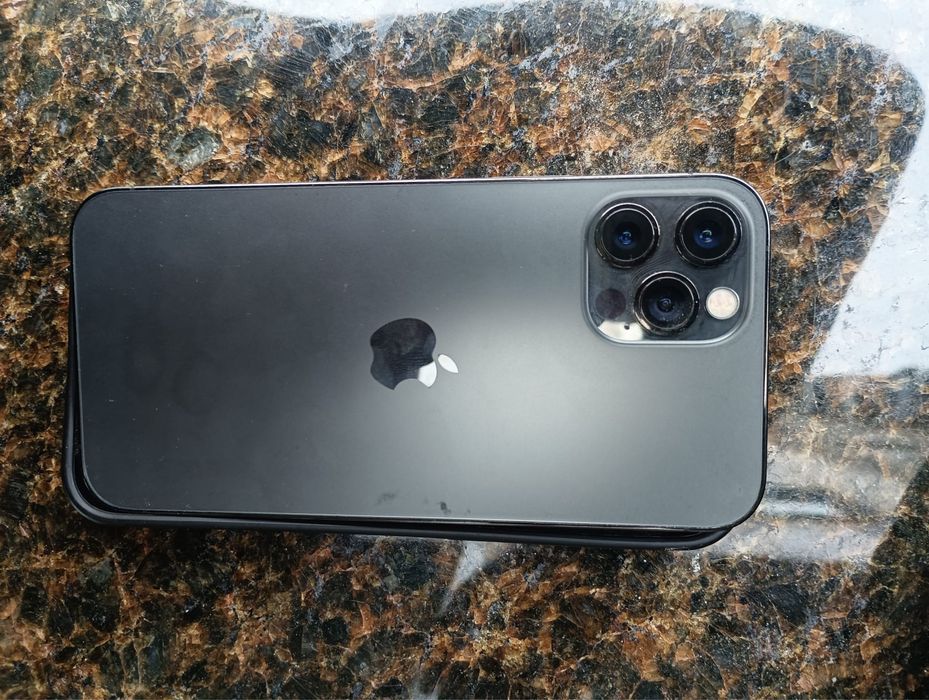 Iphone 12 pro.