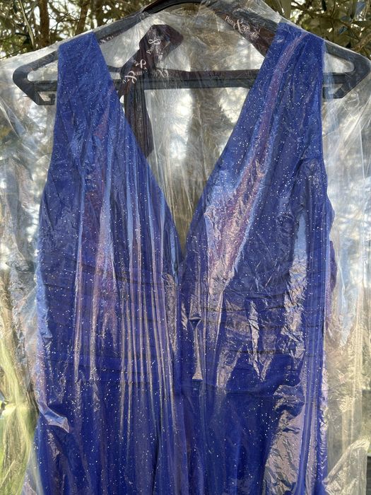 Vestido de cerimonia, baile de finalistas, novo, apenas usado uma vez.