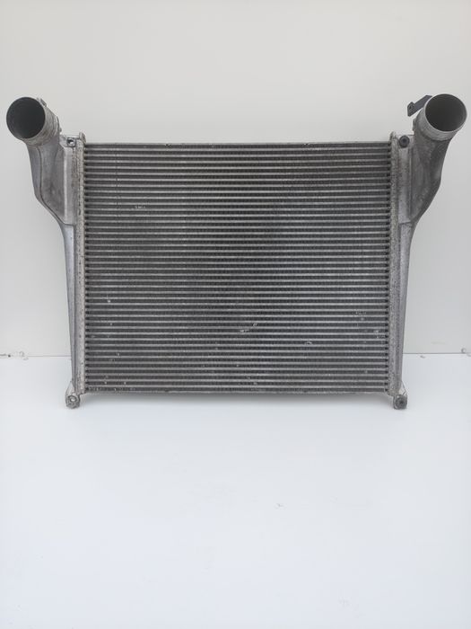 Mercedes Actros MP4 intercooler chłodnica powietrza