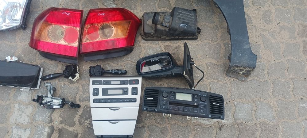 Toyota Corolla e12 części lampy kierownica