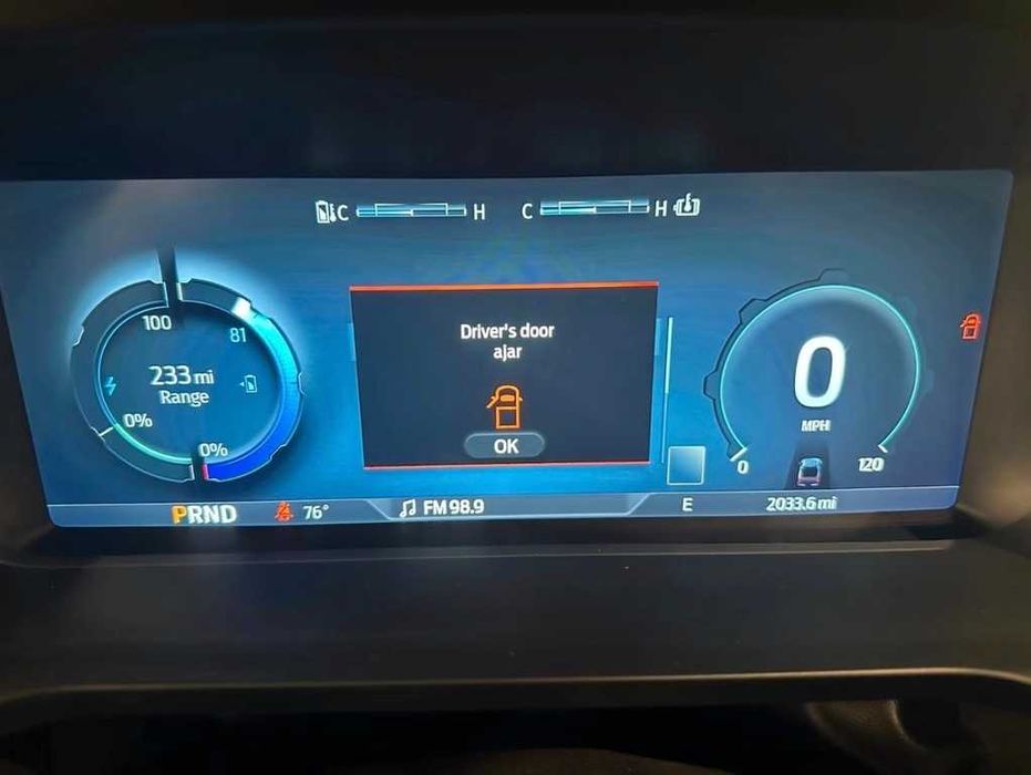 Ford F150 Lightning 131кВт Lariat 2025