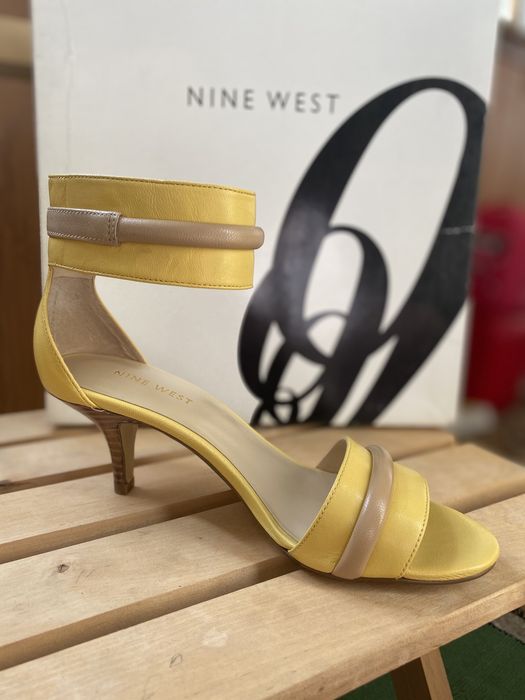 Новые стильные босоножки Nine West