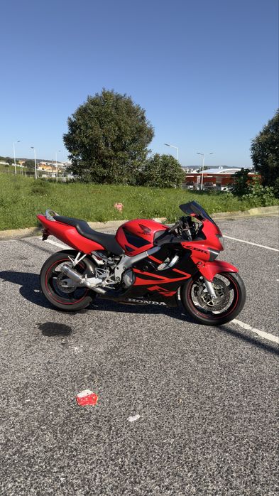 Honda cbr 600 f4 (25kw)