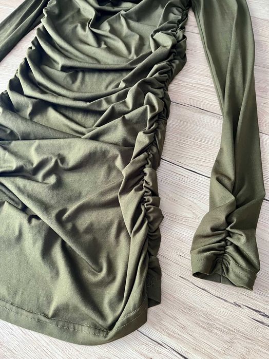 Sukienka khaki długi rękaw cekiny elegancka casualowa Butik XS/34
