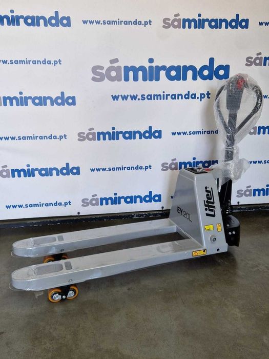 Porta-Paletes Elétrico Lifter Pramac EY20-L