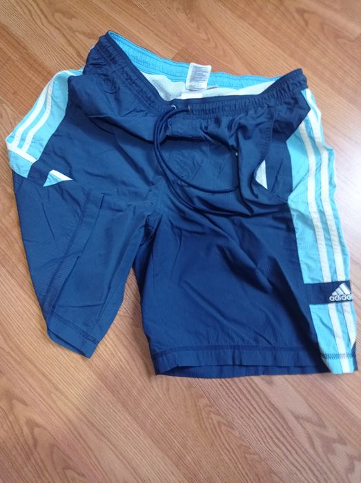 Оригінальні Шорти ADIDAS   розмір М