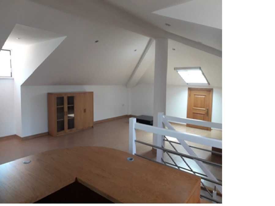 Quinta T3 inserida numa área de 3 hectares com boas infraestruturas