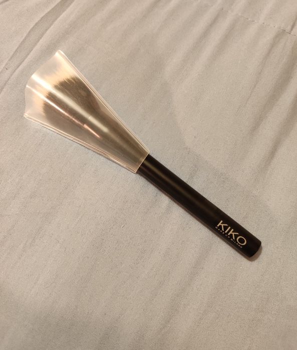 Pincel de Base Kiko Face 106