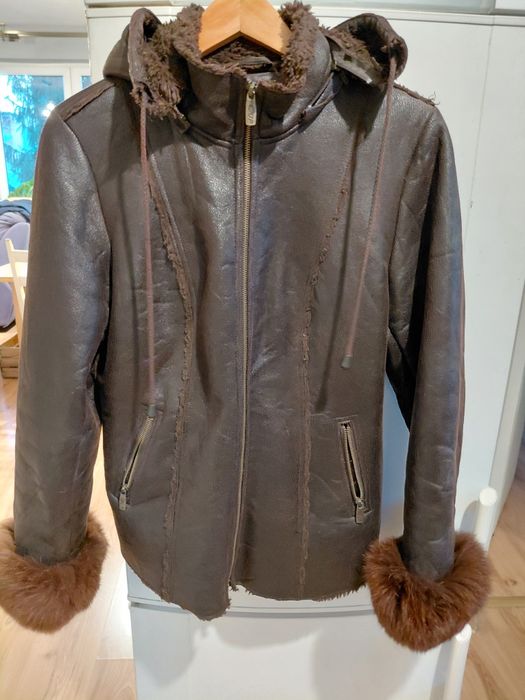 Krótki brązowy kożuszek