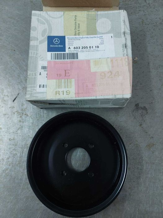 polie b/agua NOVA ORIGINAL mercedes sprinter b