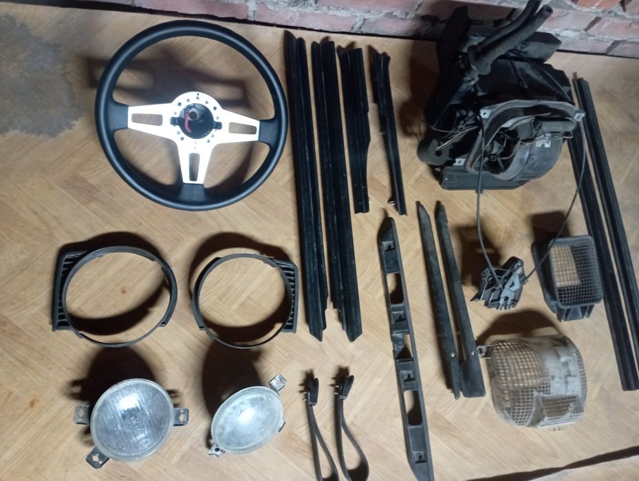 Golf Mk1 Mk2 GTI lampy deska szyby zielone lusterko nagrzewnica kierownica silniczek wycieraczek listwy progowe wentylator schowek manetka MFA pasy
