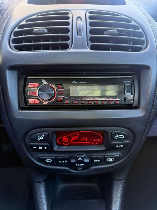 Peugeot 206 1.4 HDI 2005 | Tecto Panorâmico