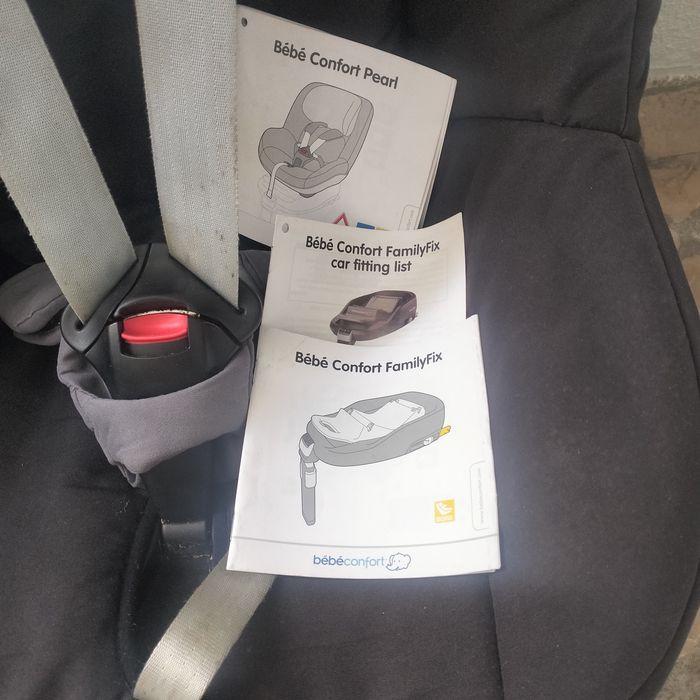 Cadeirinha e isofix Bebé Confort