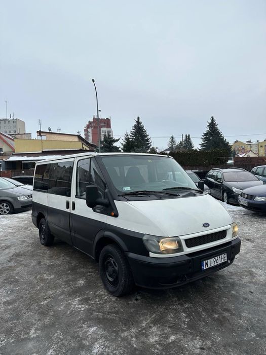Ford Transit 2.0 diesel/9 osobowy/klima