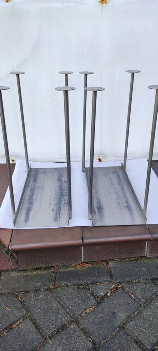 Półka uchwyt na komputer stacjonarny