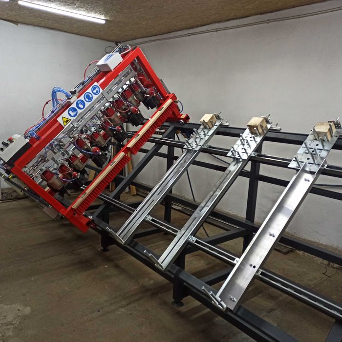 Zbijarka do Palet Forest PT 4000 stół, linia automatyczna Nowa.