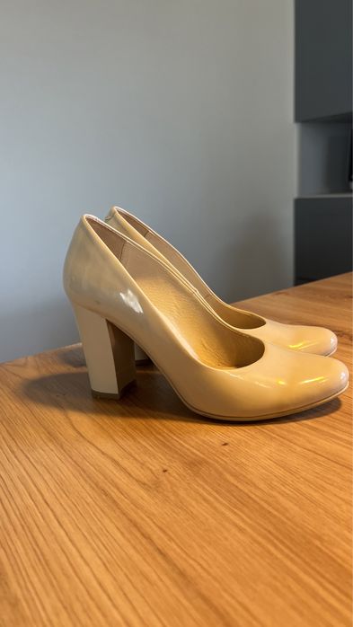 Туфлі весільні святкові нарядні