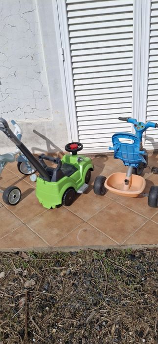 Triciclos de criança